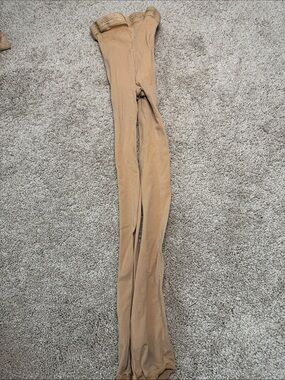Body Wrappers Tan Footed Tights